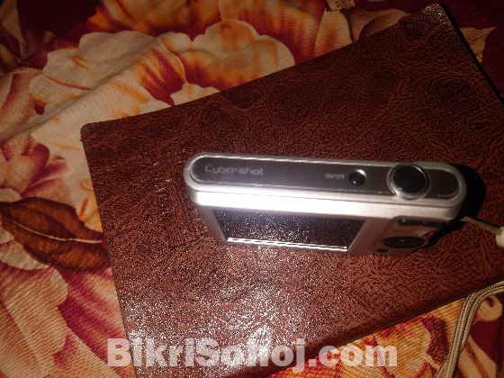 Sony cyber shot w800